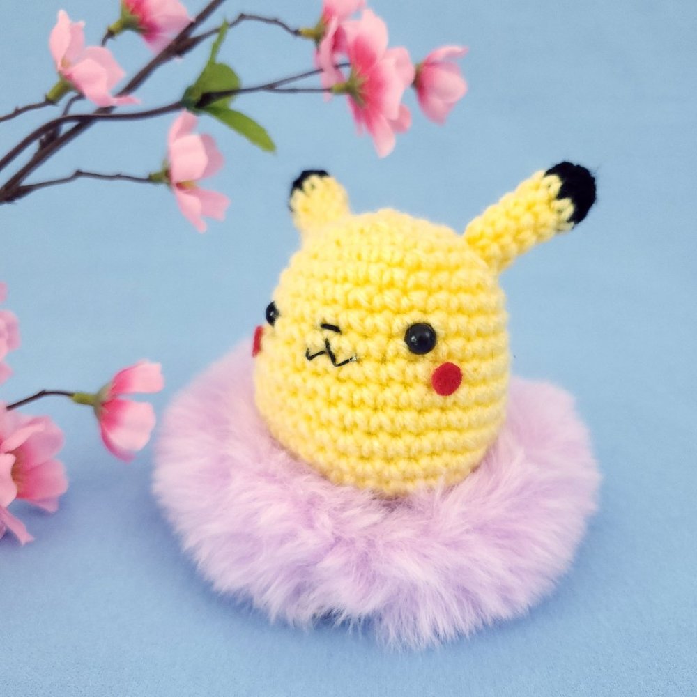 Chibi Pikachu Pokémon Amigurumi - Picture 4 of 8